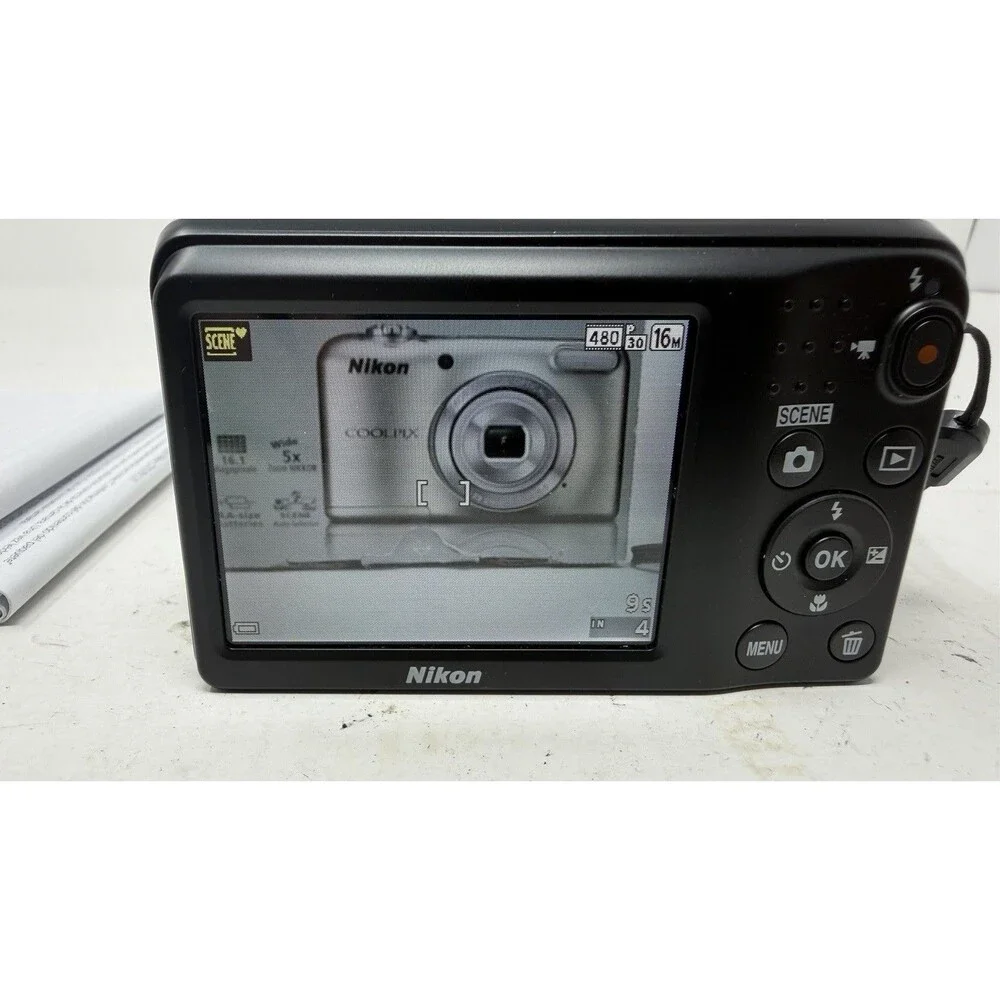 Nikon COOLPIX L31 16.1MP 5x Optical Zoom Silver Digital Camera W/ Box Works